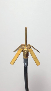 Picture of a GSM1800 ground plane antenna